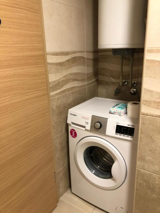Wonderful Studio Apartment In Skopje Center エクステリア 写真